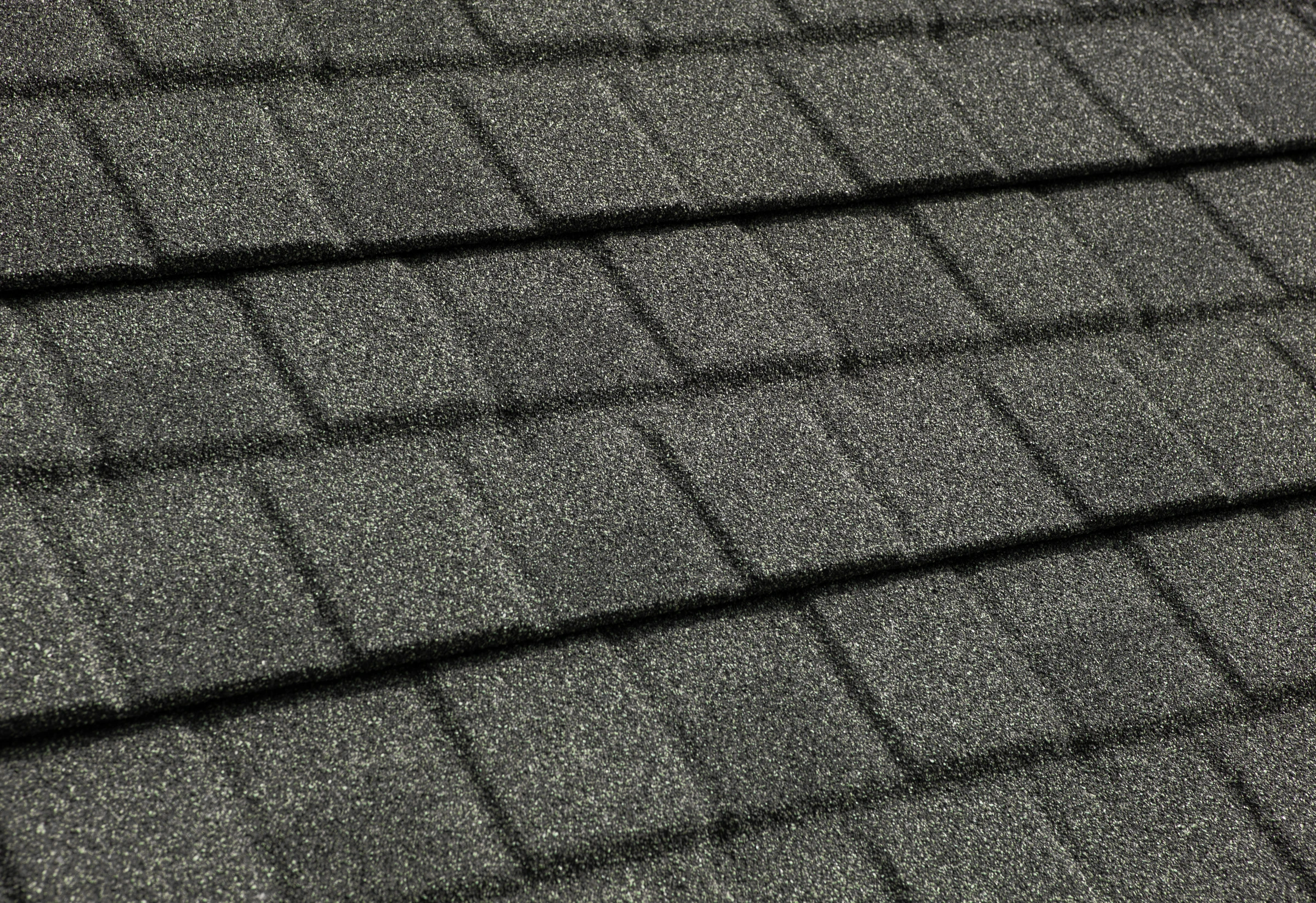 Stormetal Shingle in Weathered Wood